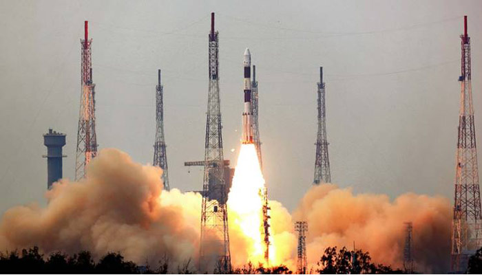 pslvc35launches8satellitesinsingleflight